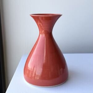 Material Good Little Shirley Vase Lauren Burman Poppy Pink Pottery